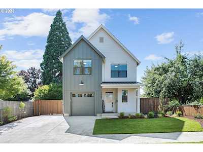 4945 SE 50th AVE Portland, OR 97206