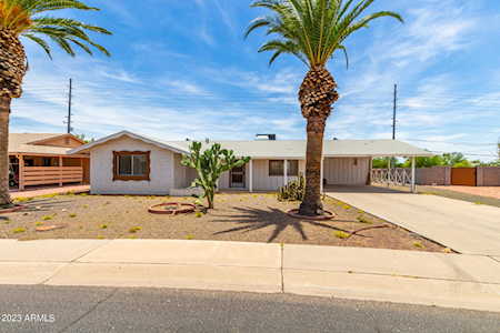 11847 N Mission Drive Sun City, AZ 85351