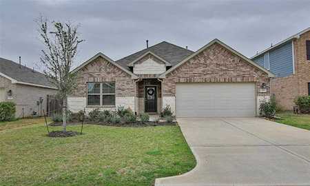 326 Jewett Meadow Dr Magnolia, TX 77354