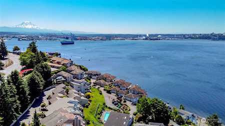 6420 S East Side Dr NE #S Tacoma, WA 98422