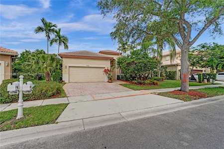 16784 NW 15th St Pembroke Pines, FL 33028
