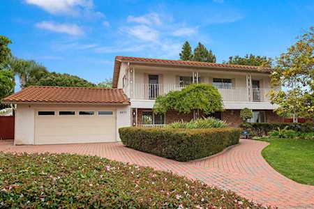 4970 Via Marta Carlsbad, CA 92008