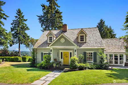 17210 Hillcrest Terrace SW Burien, WA 98166
