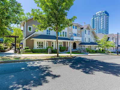 618 Langside Avenue #102 Coquitlam, BC V3J 0B8