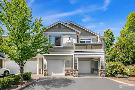 1855 Trossachs Blvd SE #806 Sammamish, WA 98075
