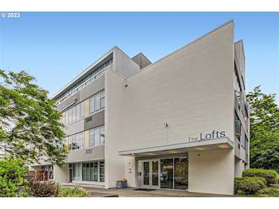 900 NE 81st AVE #304 Portland, OR 97213