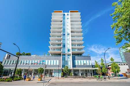 118 Carrie Cates Court #808 North Vancouver, BC V7L 0B2