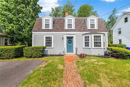 36 Pavilion Ave East Providence, RI 02916