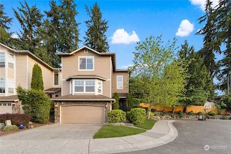 8305 NE 163rd Place Kenmore, WA 98028