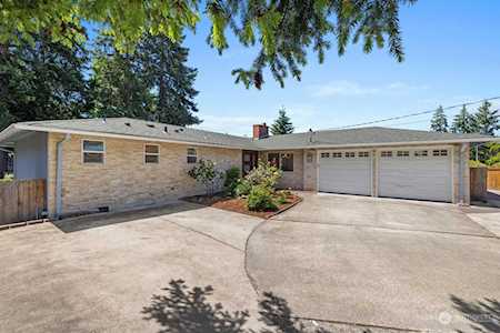 15621 Main St Bellevue, WA 98008
