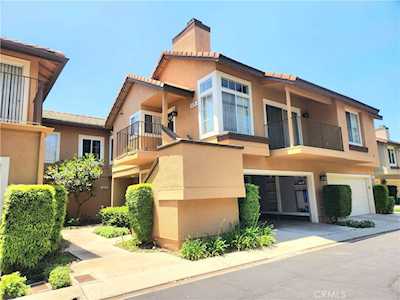 8270 E Oak Ridge Circle Anaheim Hills, CA 92808