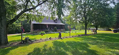 4380 Henry Dellinger Rd Maiden, NC 28650