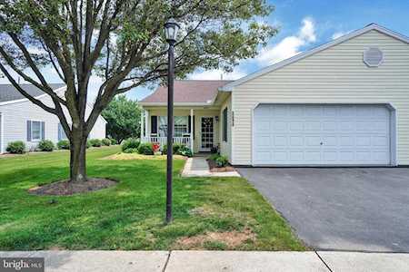 2013 Faversham Way #2013 York, PA 17402
