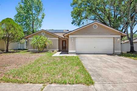1749 Spinning Wheel Dr Lutz, FL 33559