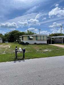 8413 SE Sandy Lane Hobe Sound, FL 33455
