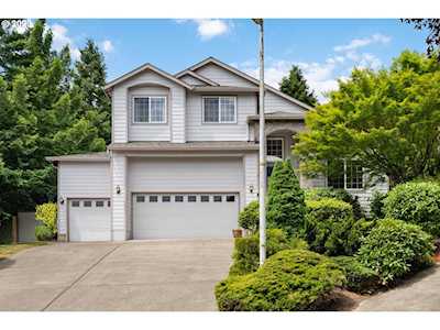 7900 NW 14th CT Vancouver, WA 98665