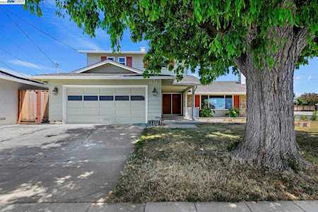 1030 Via Granada Livermore, CA 94550