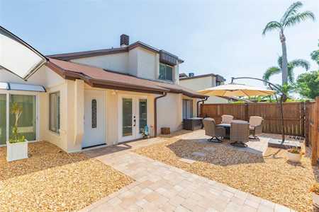 2055 Sunset Point Rd #4001 Clearwater, FL 33765