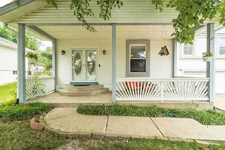 49 Jane Dr St Peters, MO 63376