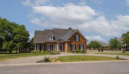 1021 Shoreham St Murfreesboro, TN 37130
