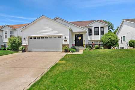 10304 Illinois St Crown Point, IN 46307