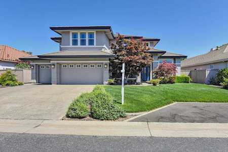 2013 Dunbar Way Roseville, CA 95678