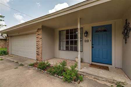 712 Cindy Drive Cedar Hill, TX 75104