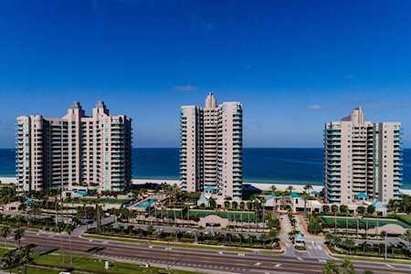 1560 Gulf Blvd #304 Clearwater, FL 33767