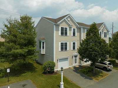 3 Harbor Mist Dr. #3 Fairhaven, MA 02719