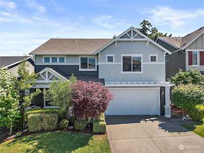 4001 Highlands Blvd Puyallup, WA 98372
