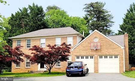 14615 Pinto Ln Rockville, MD 20850
