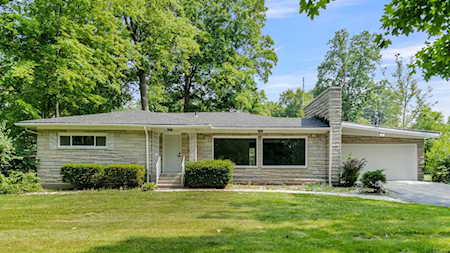 2202 Garden Park Drive Fort Wayne, IN 46825