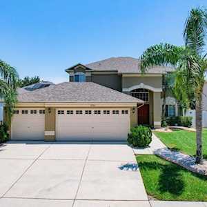2706 Avon River Dr Valrico, FL 33596