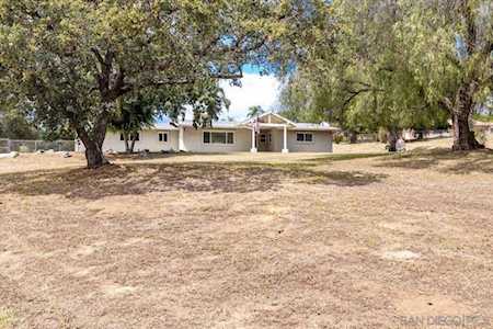 14010 Hilldale Rd Valley Center, CA 92082
