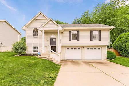 1417 NW Foxboro Rd Blue Springs, MO 64015