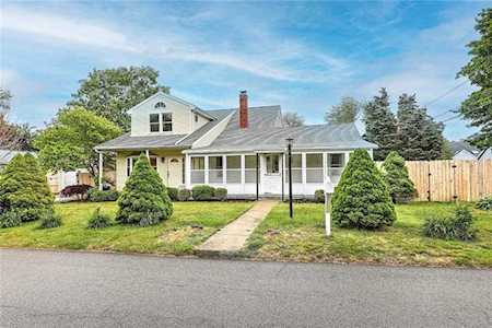 153 Mount View Ave North Kingstown, RI 02852