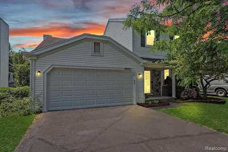 2600 Nichols Westland, MI 48186