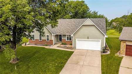 616 NE Fairington Ct Lee's Summit, MO 64064