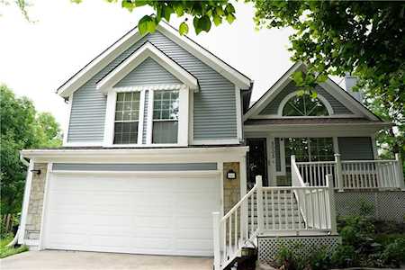8005 W 149th St Overland Park, KS 66223