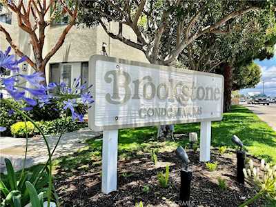 17641 Sergio Circle #203 Huntington Beach, CA 92647