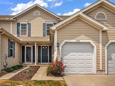 33438 Halle Ct Avon Lake, OH 44012