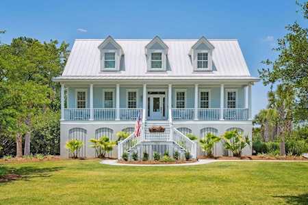 1921 Lone Oak Point Mount Pleasant, SC 29466