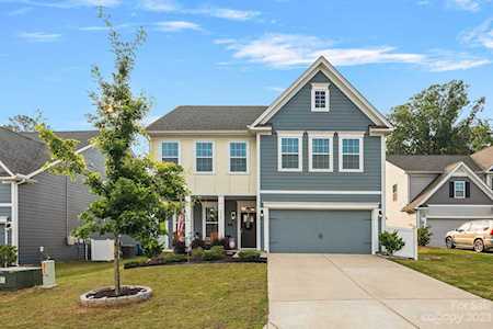 3961 Lake Breeze Dr Sherrills Ford, NC 28673