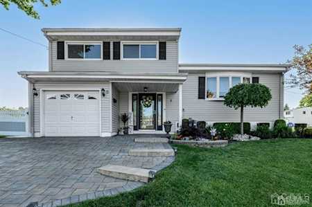 6 Lark Place Old Bridge, NJ 08857