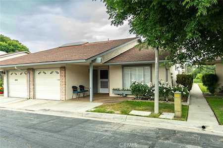 26808 Oak Garden Ct Newhall, CA 91321