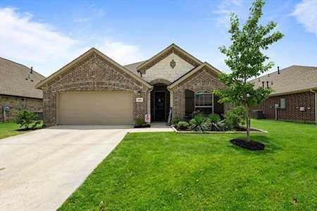 1005 Hearth Drive Denton, TX 76201