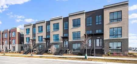 1214 Landmark Ave Schaumburg, IL 60173