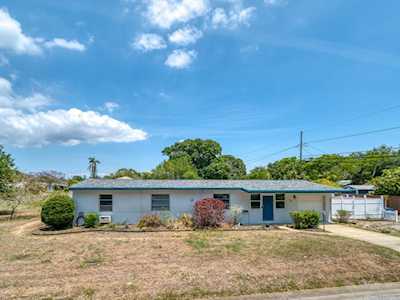 131 63rd St N St. Petersburg, FL 33710