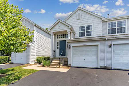 3606 Forest View Dr #3606 Joliet, IL 60431