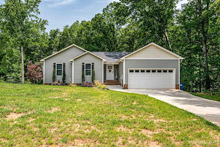 823 Limerick Dr Dallas, NC 28034